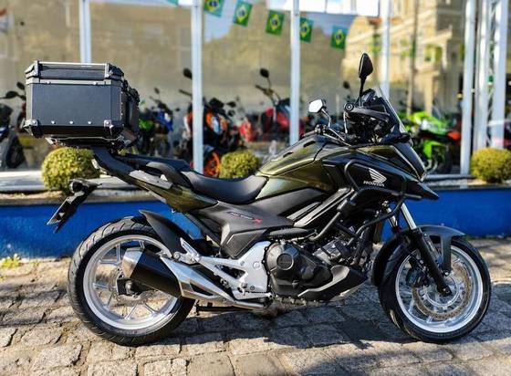 SUZUKI GSX-S750ZA SUZUKI GSX-S750ZA